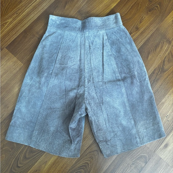 Vintage Leather Shorts by Wilson’s - Picture 4 of 4